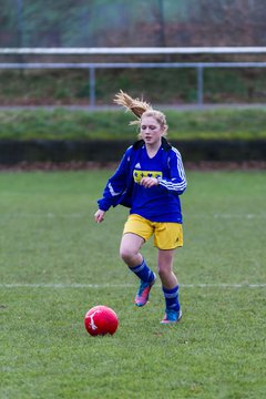 Bild 16 - B-Juniorinnen TSV Gnutz o.W. - SV Henstedt Ulzburg II : Ergebnis: ca. 5:0